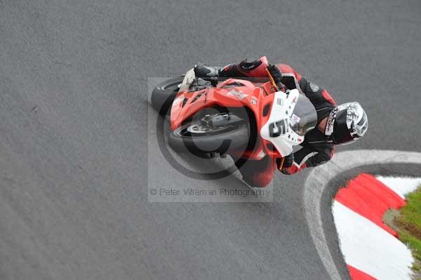 Motorcycle action photographs;Trackday digital images;cadwell;cadwell park photographs;event digital images;eventdigitalimages;motor racing louth lincolnshire;no limits trackday;peter wileman photography;trackday;trackday photos