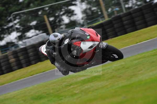 Motorcycle action photographs;Trackday digital images;cadwell;cadwell park photographs;event digital images;eventdigitalimages;motor racing louth lincolnshire;no limits trackday;peter wileman photography;trackday;trackday photos