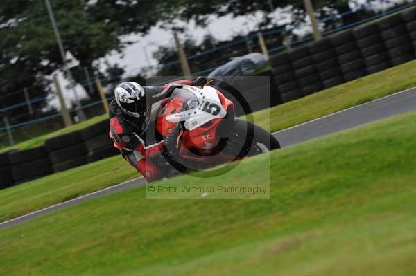 Motorcycle action photographs;Trackday digital images;cadwell;cadwell park photographs;event digital images;eventdigitalimages;motor racing louth lincolnshire;no limits trackday;peter wileman photography;trackday;trackday photos