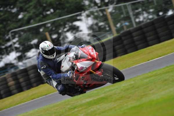 Motorcycle action photographs;Trackday digital images;cadwell;cadwell park photographs;event digital images;eventdigitalimages;motor racing louth lincolnshire;no limits trackday;peter wileman photography;trackday;trackday photos