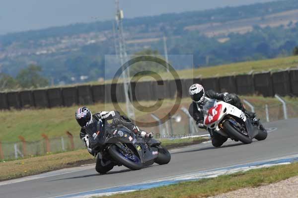 Motorcycle action photographs;donington;donington park leicestershire;donington photographs;event digital images;eventdigitalimages;no limits trackday;peter wileman photography;trackday;trackday digital images;trackday photos