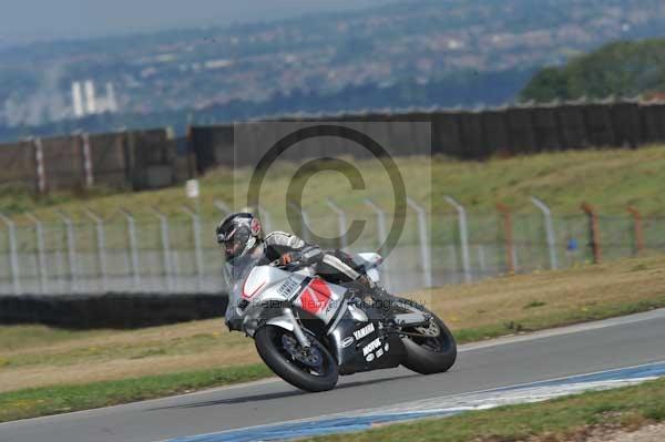 Motorcycle action photographs;donington;donington park leicestershire;donington photographs;event digital images;eventdigitalimages;no limits trackday;peter wileman photography;trackday;trackday digital images;trackday photos