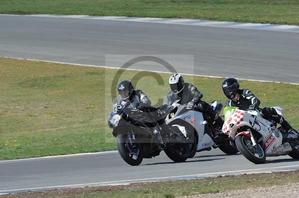 Motorcycle action photographs;donington;donington park leicestershire;donington photographs;event digital images;eventdigitalimages;no limits trackday;peter wileman photography;trackday;trackday digital images;trackday photos