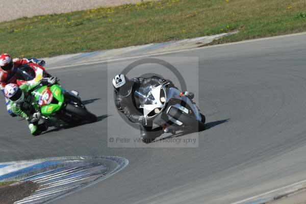 Motorcycle action photographs;donington;donington park leicestershire;donington photographs;event digital images;eventdigitalimages;no limits trackday;peter wileman photography;trackday;trackday digital images;trackday photos