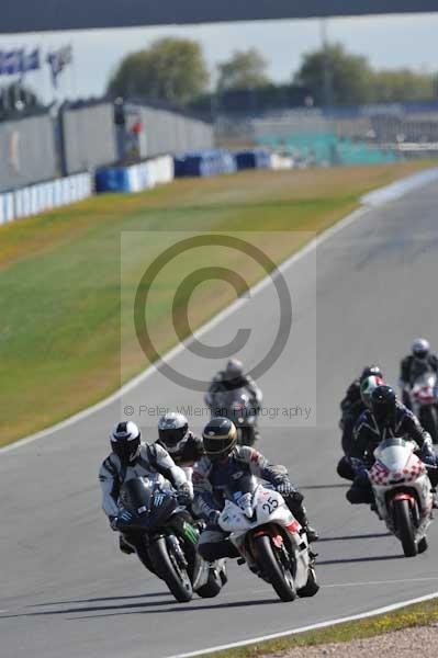 Motorcycle action photographs;donington;donington park leicestershire;donington photographs;event digital images;eventdigitalimages;no limits trackday;peter wileman photography;trackday;trackday digital images;trackday photos