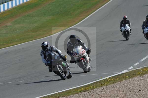 Motorcycle action photographs;donington;donington park leicestershire;donington photographs;event digital images;eventdigitalimages;no limits trackday;peter wileman photography;trackday;trackday digital images;trackday photos