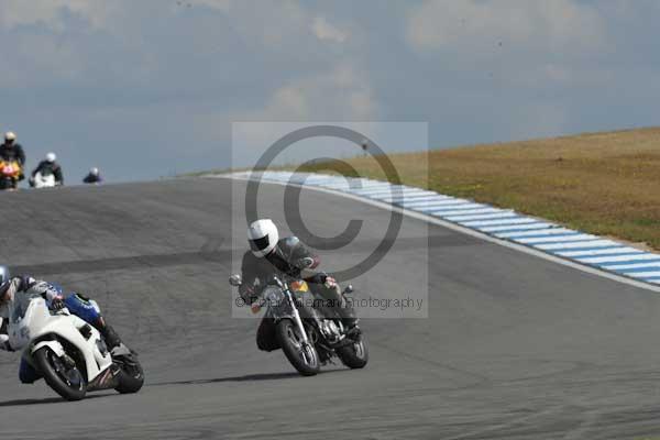 Motorcycle action photographs;donington;donington park leicestershire;donington photographs;event digital images;eventdigitalimages;no limits trackday;peter wileman photography;trackday;trackday digital images;trackday photos