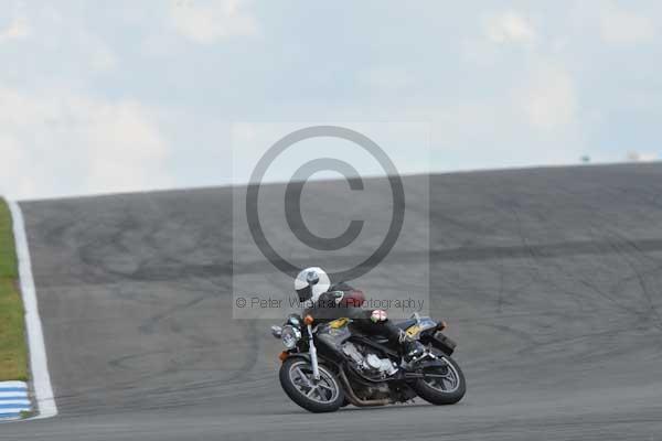 Motorcycle action photographs;donington;donington park leicestershire;donington photographs;event digital images;eventdigitalimages;no limits trackday;peter wileman photography;trackday;trackday digital images;trackday photos