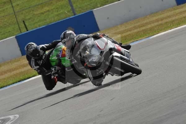 Motorcycle action photographs;donington;donington park leicestershire;donington photographs;event digital images;eventdigitalimages;no limits trackday;peter wileman photography;trackday;trackday digital images;trackday photos