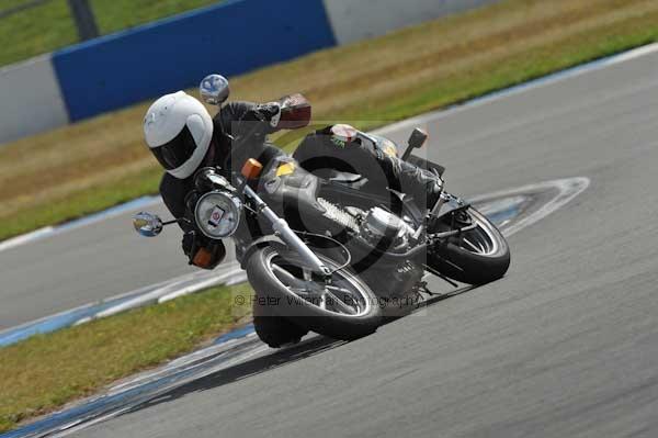 Motorcycle action photographs;donington;donington park leicestershire;donington photographs;event digital images;eventdigitalimages;no limits trackday;peter wileman photography;trackday;trackday digital images;trackday photos