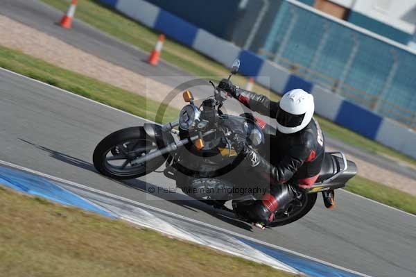 Motorcycle action photographs;donington;donington park leicestershire;donington photographs;event digital images;eventdigitalimages;no limits trackday;peter wileman photography;trackday;trackday digital images;trackday photos
