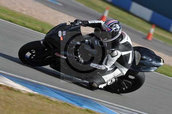 Motorcycle action photographs;donington;donington park leicestershire;donington photographs;event digital images;eventdigitalimages;no limits trackday;peter wileman photography;trackday;trackday digital images;trackday photos