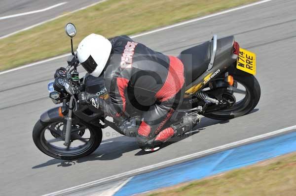 Motorcycle action photographs;donington;donington park leicestershire;donington photographs;event digital images;eventdigitalimages;no limits trackday;peter wileman photography;trackday;trackday digital images;trackday photos