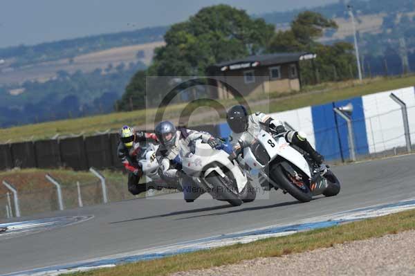Motorcycle action photographs;donington;donington park leicestershire;donington photographs;event digital images;eventdigitalimages;no limits trackday;peter wileman photography;trackday;trackday digital images;trackday photos