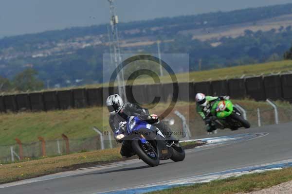 Motorcycle action photographs;donington;donington park leicestershire;donington photographs;event digital images;eventdigitalimages;no limits trackday;peter wileman photography;trackday;trackday digital images;trackday photos