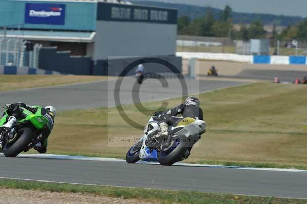 Motorcycle action photographs;donington;donington park leicestershire;donington photographs;event digital images;eventdigitalimages;no limits trackday;peter wileman photography;trackday;trackday digital images;trackday photos