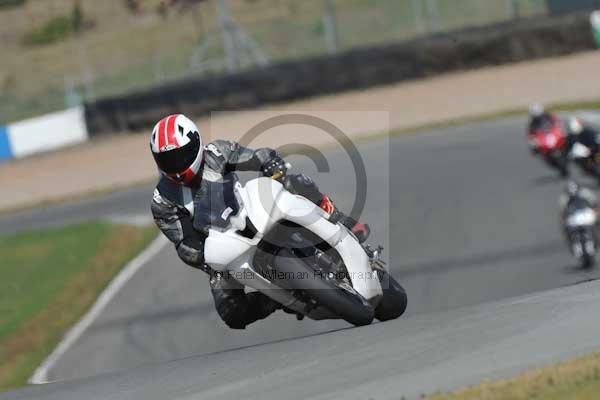 Motorcycle action photographs;donington;donington park leicestershire;donington photographs;event digital images;eventdigitalimages;no limits trackday;peter wileman photography;trackday;trackday digital images;trackday photos