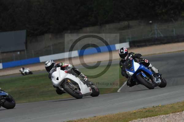 Motorcycle action photographs;donington;donington park leicestershire;donington photographs;event digital images;eventdigitalimages;no limits trackday;peter wileman photography;trackday;trackday digital images;trackday photos