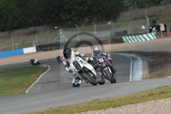 Motorcycle action photographs;donington;donington park leicestershire;donington photographs;event digital images;eventdigitalimages;no limits trackday;peter wileman photography;trackday;trackday digital images;trackday photos