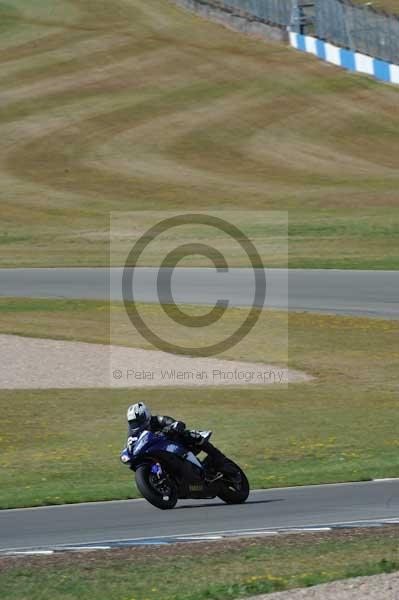 Motorcycle action photographs;donington;donington park leicestershire;donington photographs;event digital images;eventdigitalimages;no limits trackday;peter wileman photography;trackday;trackday digital images;trackday photos