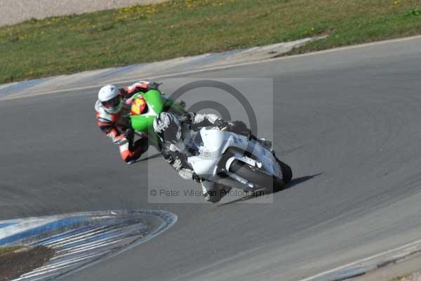 Motorcycle action photographs;donington;donington park leicestershire;donington photographs;event digital images;eventdigitalimages;no limits trackday;peter wileman photography;trackday;trackday digital images;trackday photos