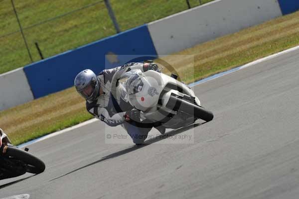Motorcycle action photographs;donington;donington park leicestershire;donington photographs;event digital images;eventdigitalimages;no limits trackday;peter wileman photography;trackday;trackday digital images;trackday photos