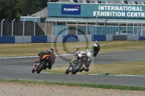 Motorcycle action photographs;donington;donington park leicestershire;donington photographs;event digital images;eventdigitalimages;no limits trackday;peter wileman photography;trackday;trackday digital images;trackday photos