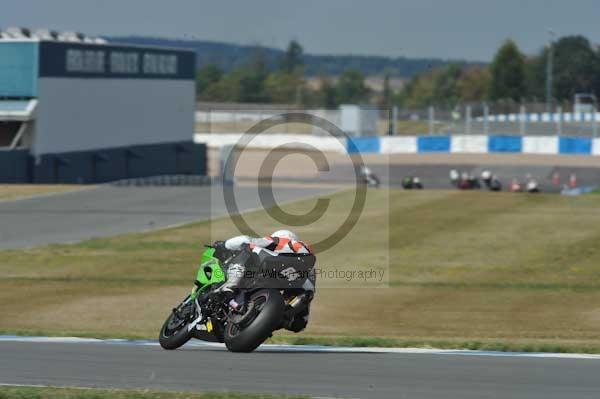 Motorcycle action photographs;donington;donington park leicestershire;donington photographs;event digital images;eventdigitalimages;no limits trackday;peter wileman photography;trackday;trackday digital images;trackday photos