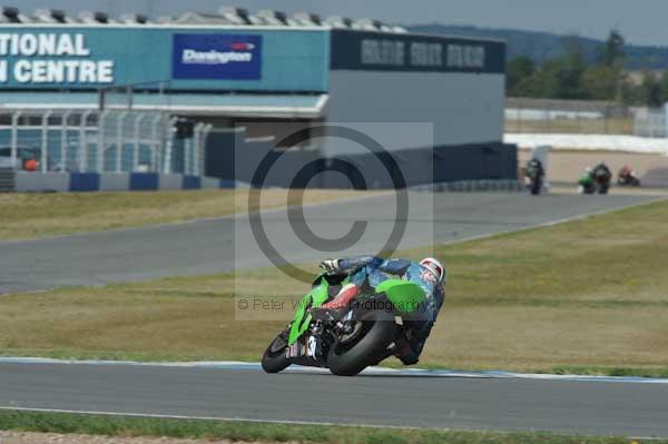 Motorcycle action photographs;donington;donington park leicestershire;donington photographs;event digital images;eventdigitalimages;no limits trackday;peter wileman photography;trackday;trackday digital images;trackday photos