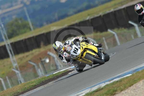 Motorcycle action photographs;donington;donington park leicestershire;donington photographs;event digital images;eventdigitalimages;no limits trackday;peter wileman photography;trackday;trackday digital images;trackday photos
