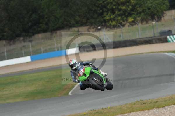 Motorcycle action photographs;donington;donington park leicestershire;donington photographs;event digital images;eventdigitalimages;no limits trackday;peter wileman photography;trackday;trackday digital images;trackday photos