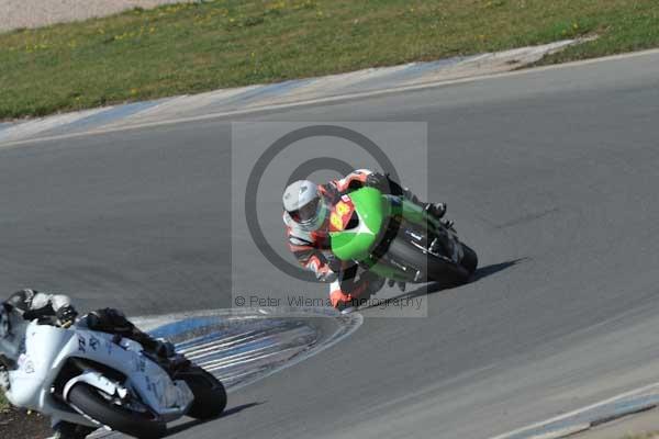 Motorcycle action photographs;donington;donington park leicestershire;donington photographs;event digital images;eventdigitalimages;no limits trackday;peter wileman photography;trackday;trackday digital images;trackday photos