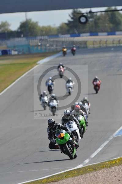 Motorcycle action photographs;donington;donington park leicestershire;donington photographs;event digital images;eventdigitalimages;no limits trackday;peter wileman photography;trackday;trackday digital images;trackday photos