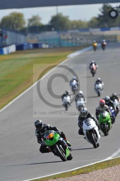 Motorcycle action photographs;donington;donington park leicestershire;donington photographs;event digital images;eventdigitalimages;no limits trackday;peter wileman photography;trackday;trackday digital images;trackday photos