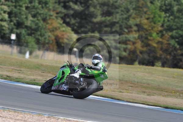 Motorcycle action photographs;donington;donington park leicestershire;donington photographs;event digital images;eventdigitalimages;no limits trackday;peter wileman photography;trackday;trackday digital images;trackday photos