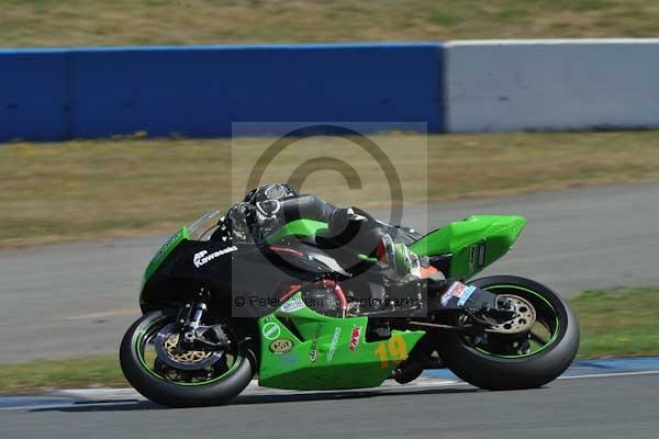 Motorcycle action photographs;donington;donington park leicestershire;donington photographs;event digital images;eventdigitalimages;no limits trackday;peter wileman photography;trackday;trackday digital images;trackday photos