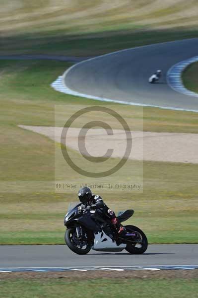 Motorcycle action photographs;donington;donington park leicestershire;donington photographs;event digital images;eventdigitalimages;no limits trackday;peter wileman photography;trackday;trackday digital images;trackday photos