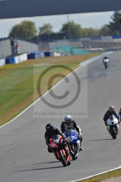 Motorcycle action photographs;donington;donington park leicestershire;donington photographs;event digital images;eventdigitalimages;no limits trackday;peter wileman photography;trackday;trackday digital images;trackday photos