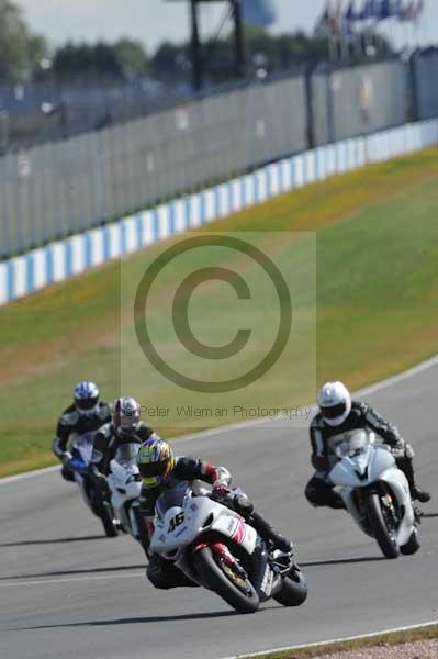Motorcycle action photographs;donington;donington park leicestershire;donington photographs;event digital images;eventdigitalimages;no limits trackday;peter wileman photography;trackday;trackday digital images;trackday photos
