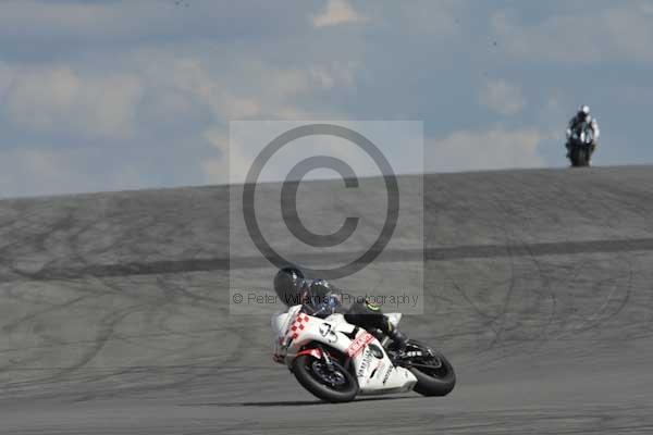 Motorcycle action photographs;donington;donington park leicestershire;donington photographs;event digital images;eventdigitalimages;no limits trackday;peter wileman photography;trackday;trackday digital images;trackday photos