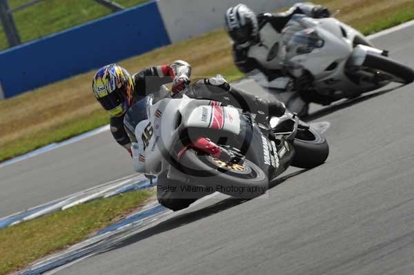 Motorcycle action photographs;donington;donington park leicestershire;donington photographs;event digital images;eventdigitalimages;no limits trackday;peter wileman photography;trackday;trackday digital images;trackday photos