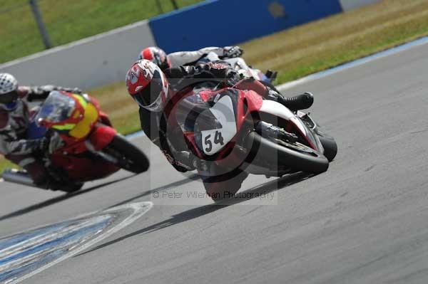 Motorcycle action photographs;donington;donington park leicestershire;donington photographs;event digital images;eventdigitalimages;no limits trackday;peter wileman photography;trackday;trackday digital images;trackday photos