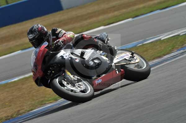Motorcycle action photographs;donington;donington park leicestershire;donington photographs;event digital images;eventdigitalimages;no limits trackday;peter wileman photography;trackday;trackday digital images;trackday photos