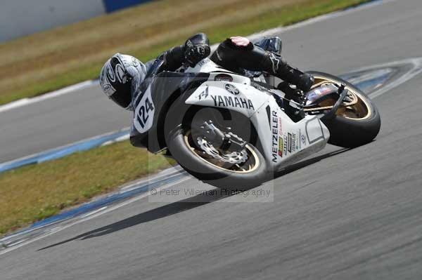 Motorcycle action photographs;donington;donington park leicestershire;donington photographs;event digital images;eventdigitalimages;no limits trackday;peter wileman photography;trackday;trackday digital images;trackday photos