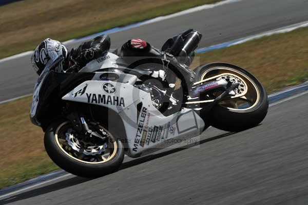 Motorcycle action photographs;donington;donington park leicestershire;donington photographs;event digital images;eventdigitalimages;no limits trackday;peter wileman photography;trackday;trackday digital images;trackday photos