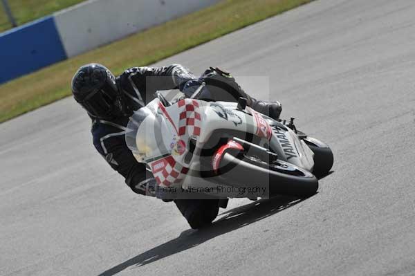 Motorcycle action photographs;donington;donington park leicestershire;donington photographs;event digital images;eventdigitalimages;no limits trackday;peter wileman photography;trackday;trackday digital images;trackday photos