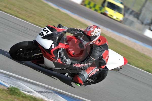 Motorcycle action photographs;donington;donington park leicestershire;donington photographs;event digital images;eventdigitalimages;no limits trackday;peter wileman photography;trackday;trackday digital images;trackday photos