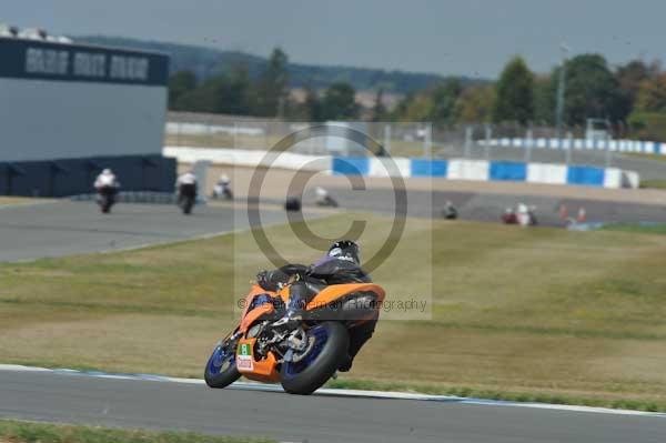 Motorcycle action photographs;donington;donington park leicestershire;donington photographs;event digital images;eventdigitalimages;no limits trackday;peter wileman photography;trackday;trackday digital images;trackday photos