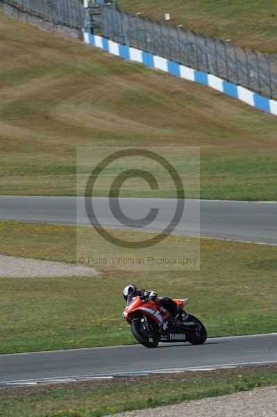 Motorcycle action photographs;donington;donington park leicestershire;donington photographs;event digital images;eventdigitalimages;no limits trackday;peter wileman photography;trackday;trackday digital images;trackday photos
