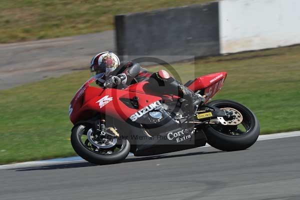 Motorcycle action photographs;donington;donington park leicestershire;donington photographs;event digital images;eventdigitalimages;no limits trackday;peter wileman photography;trackday;trackday digital images;trackday photos